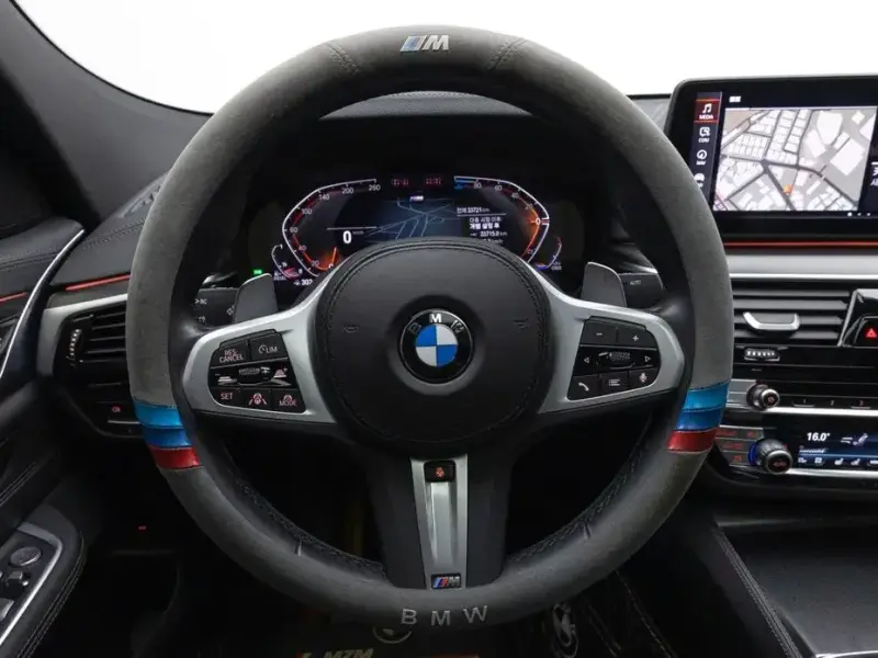 2023 BMW 6 серии с пробегом 33 721 км