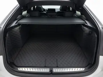 2023 BMW 6 серии с пробегом 33 721 км