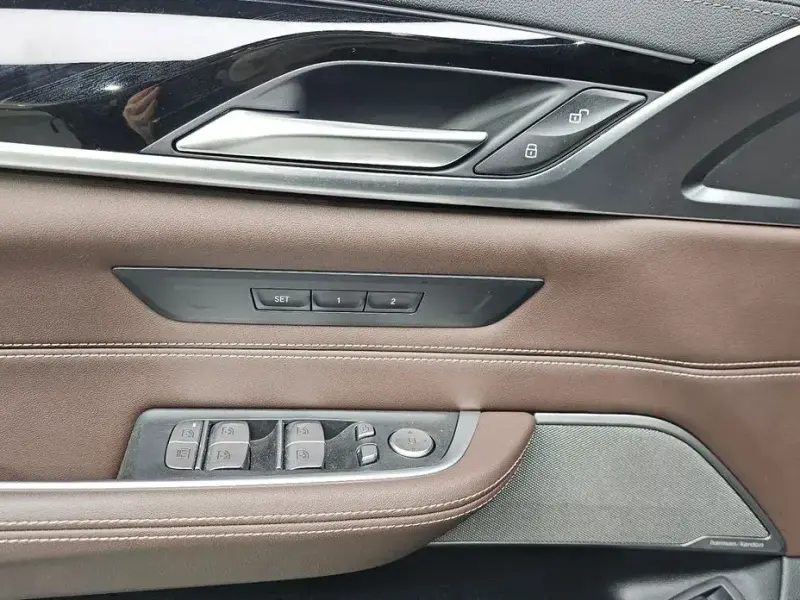 2022 BMW 6 серии с пробегом 33 482 км