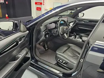 2021 BMW 6 серии с пробегом 105 906 км