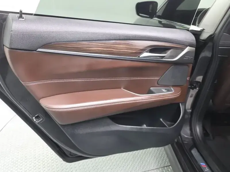 2021 BMW 6 серии с пробегом 60 461 км
