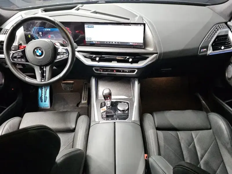 2024 BMW XM с пробегом 8 888 км