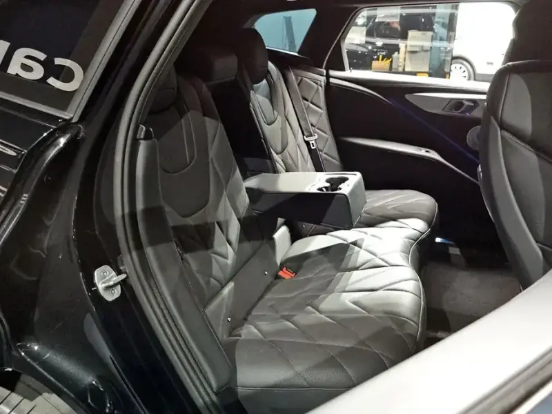 2024 BMW XM с пробегом 8 888 км