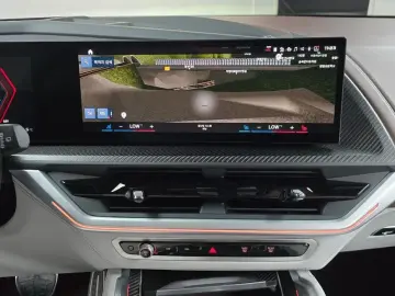 2023 BMW XM с пробегом 7 884 км