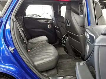 2023 BMW XM с пробегом 54 205 км