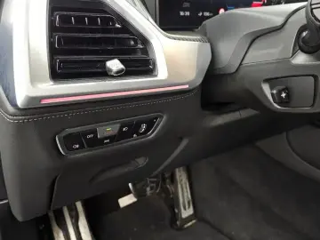 2023 BMW XM с пробегом 54 205 км