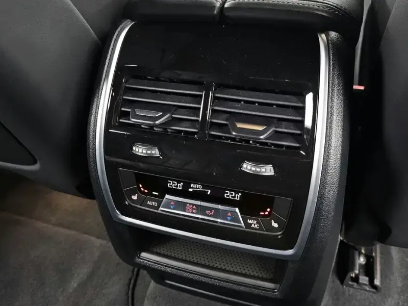 2023 BMW XM с пробегом 54 205 км
