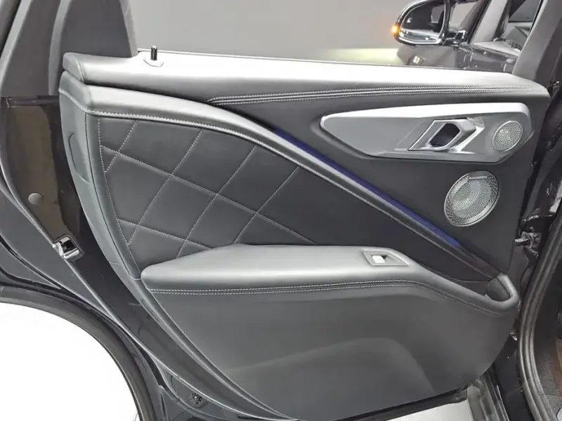 2023 BMW XM с пробегом 40 728 км