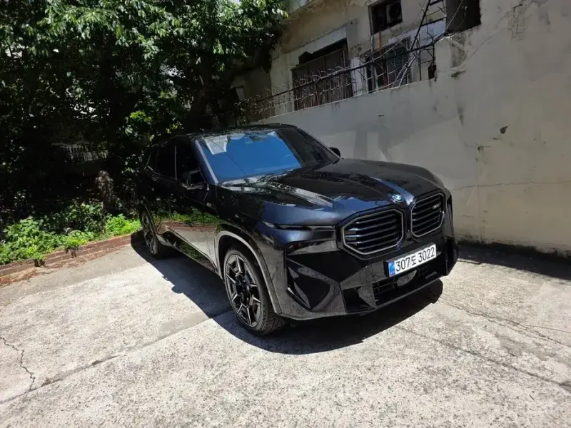 2023 BMW XM с пробегом 13 000 км