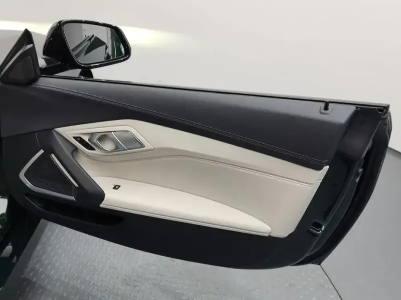 2024 BMW Z4 с пробегом 15 290 км