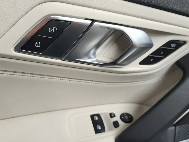 2024 BMW Z4 с пробегом 15 290 км