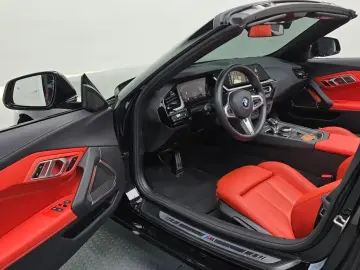 2023 BMW Z4 с пробегом 27 679 км