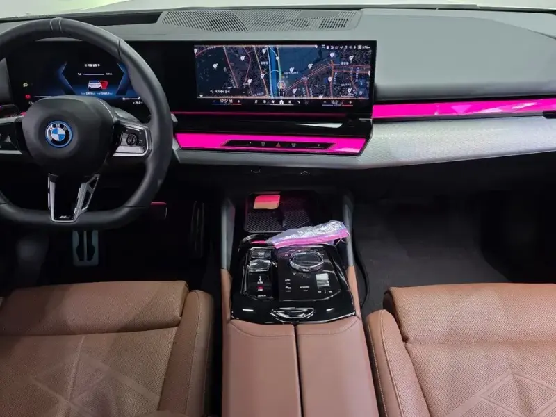 2024 BMW i5 с пробегом 23 021 км
