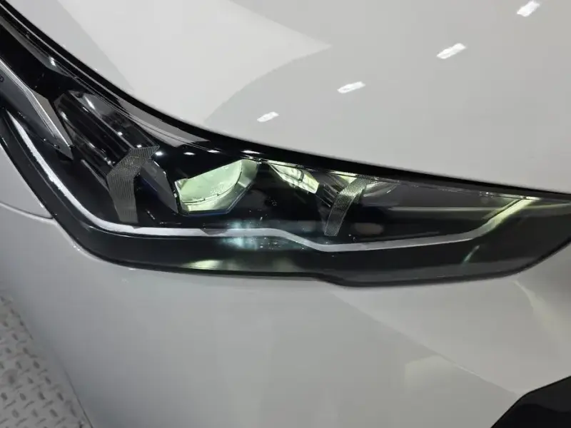 2024 BMW i5 с пробегом 23 021 км