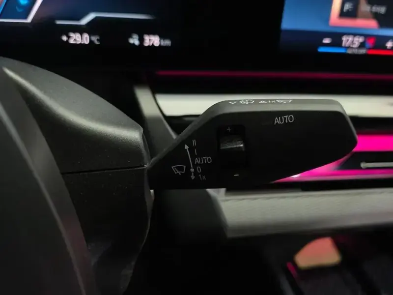 2024 BMW i5 с пробегом 23 021 км