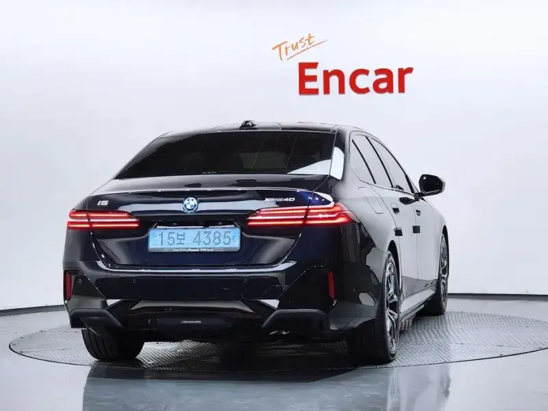 2026 BMW i5 с пробегом 2 362 км