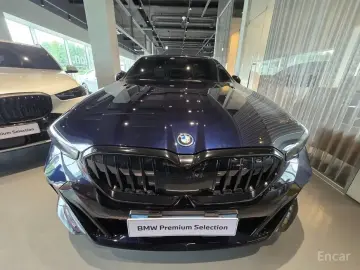 2025 BMW i5 с пробегом 12 901 км