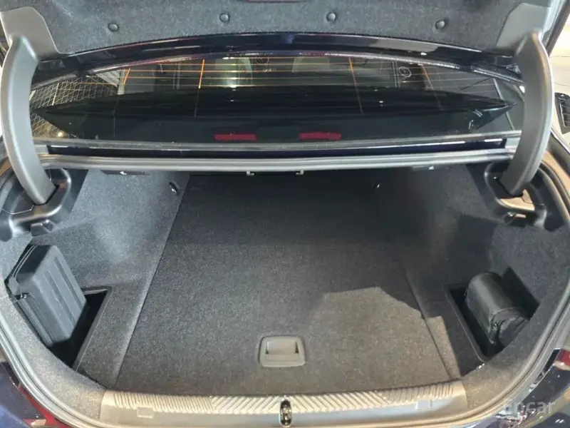 2025 BMW i5 с пробегом 12 901 км