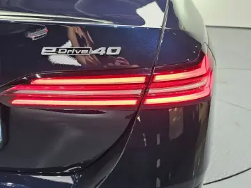 2025 BMW i5 с пробегом 44 263 км