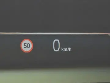 2025 BMW i5 с пробегом 1 015 км