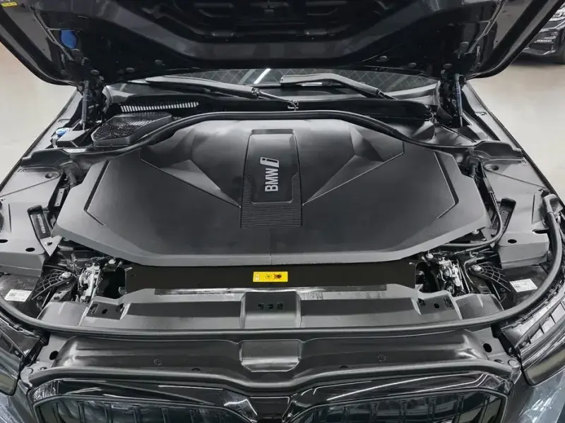 2024 BMW i5 с пробегом 87 587 км