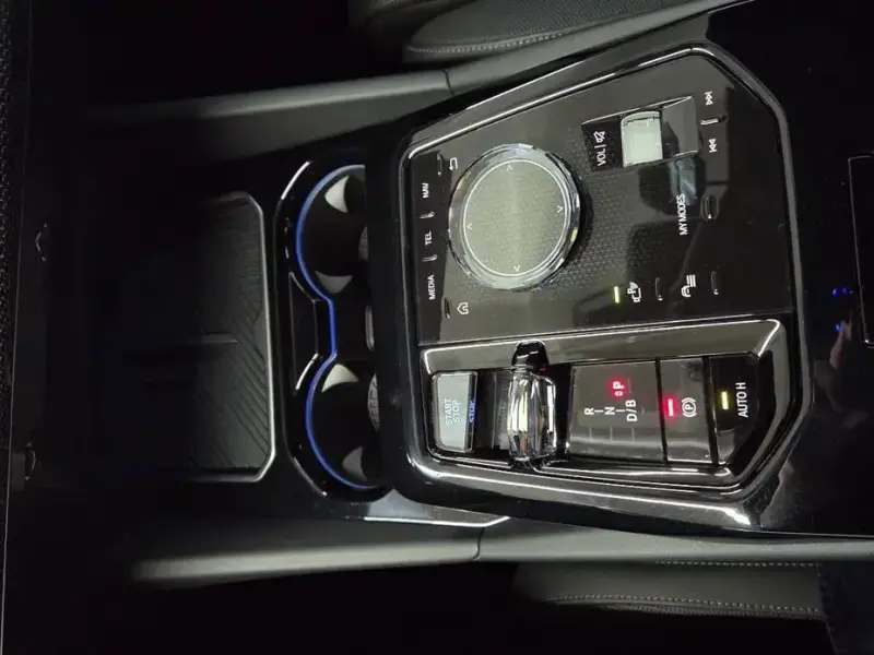 2024 BMW i5 с пробегом 21 700 км