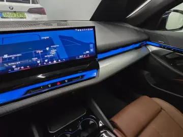 2024 BMW i5 с пробегом 42 976 км