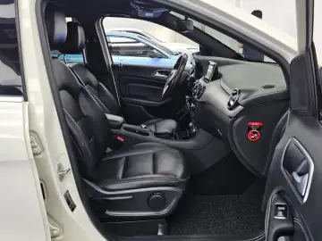2012 Mercedes-Benz B-Класс с пробегом 136 202 км