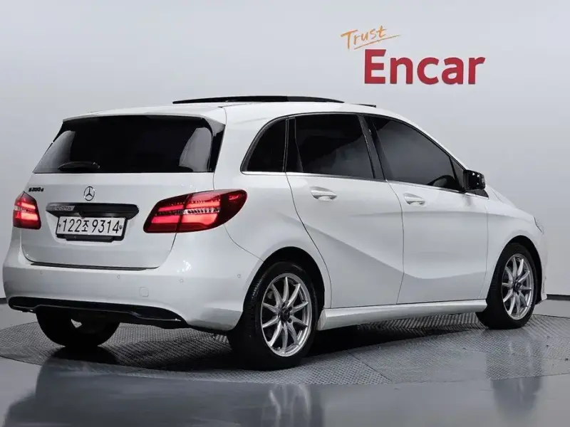 2017 Mercedes-Benz B-Класс с пробегом 139 872 км