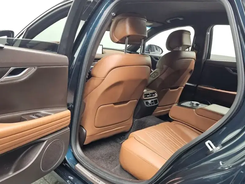 2023 Genesis G80 с пробегом 54 776 км
