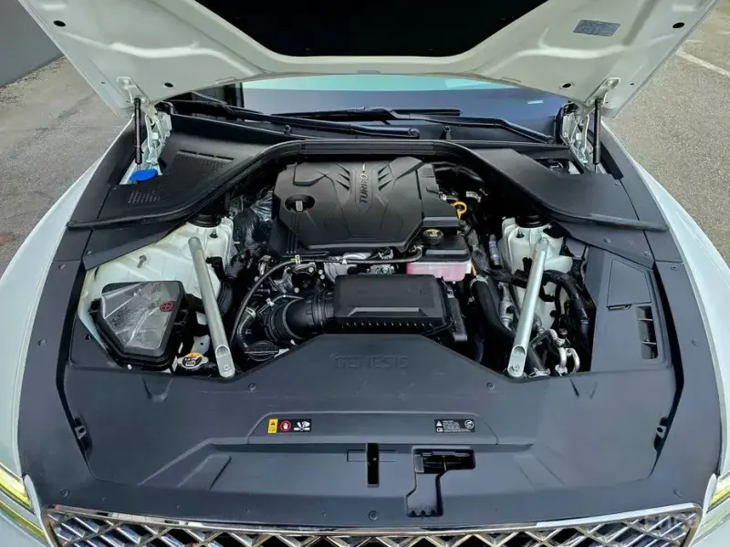 2023 Genesis G80 с пробегом 54 015 км