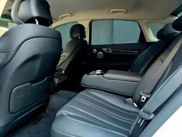 2023 Genesis G80 с пробегом 54 015 км