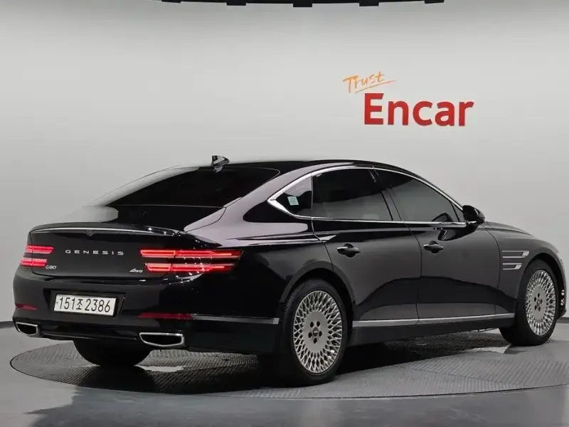 2023 Genesis G80 с пробегом 55 768 км
