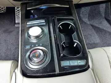 2023 Genesis G80 с пробегом 15 216 км