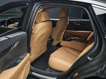 2023 Genesis G80 с пробегом 68 467 км
