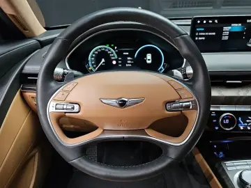 2023 Genesis G80 с пробегом 68 467 км