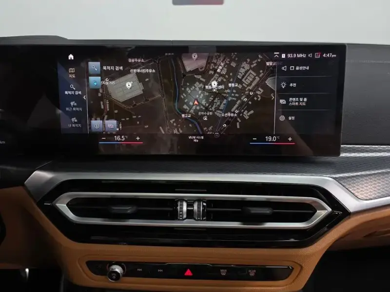 2022 BMW i4 с пробегом 56 797 км