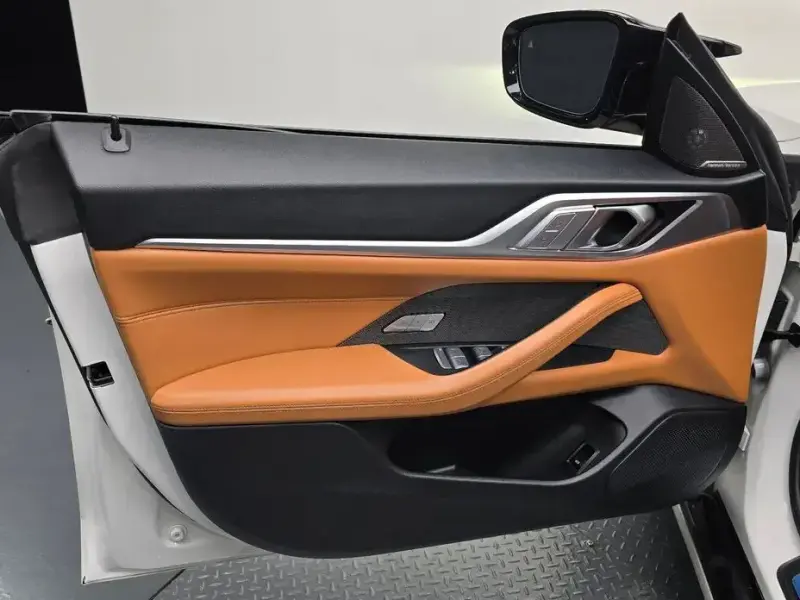 2022 BMW i4 с пробегом 111 589 км