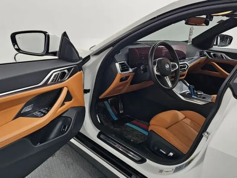 2022 BMW i4 с пробегом 62 461 км