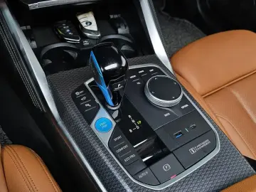 2022 BMW i4 с пробегом 157 898 км