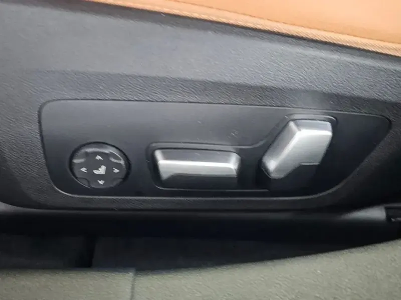 2022 BMW i4 с пробегом 62 461 км