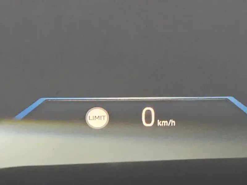 2022 BMW i4 с пробегом 157 898 км