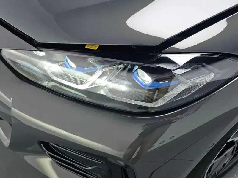 2024 BMW i4 с пробегом 36 983 км