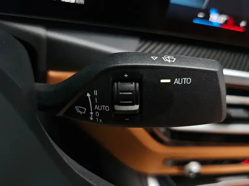 2024 BMW i4 с пробегом 36 983 км
