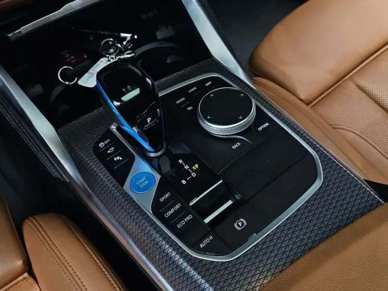 2022 BMW i4 с пробегом 63 207 км