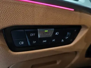 2022 BMW i4 с пробегом 63 207 км