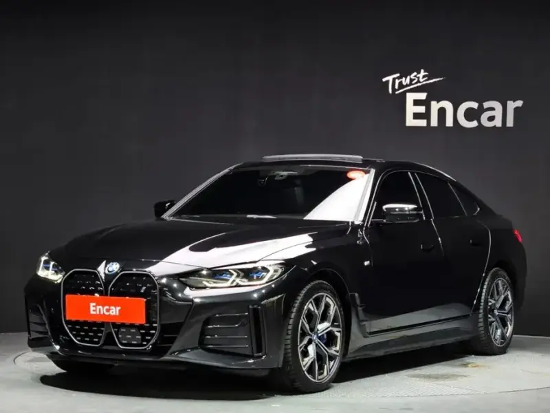 2023 BMW i4 с пробегом 14 627 км