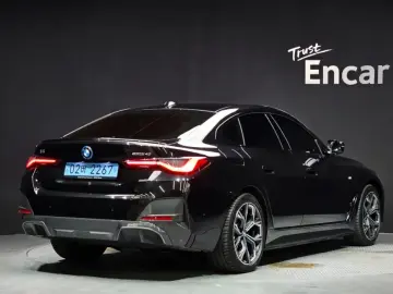 2023 BMW i4 с пробегом 14 627 км