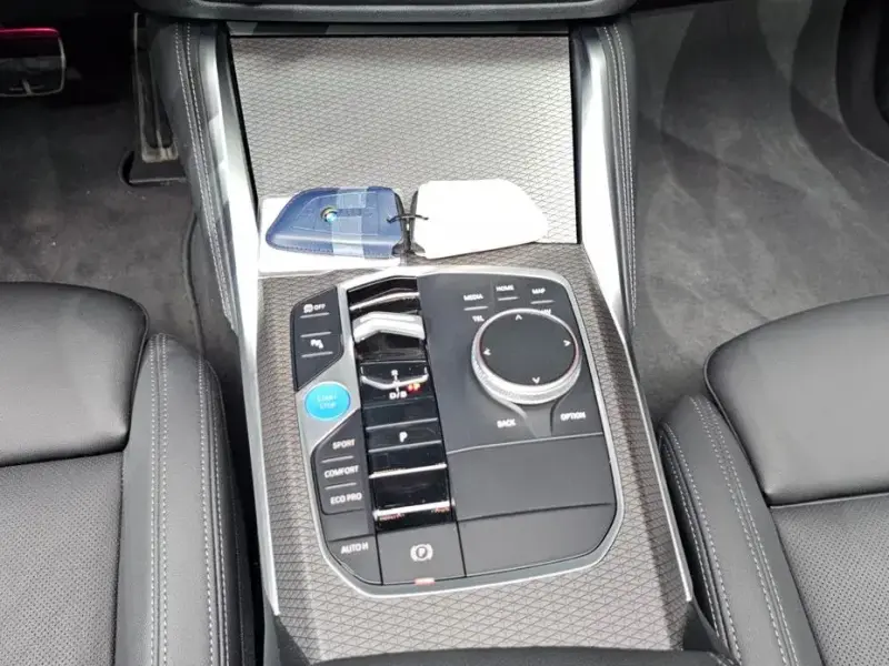 2023 BMW i4 с пробегом 14 627 км