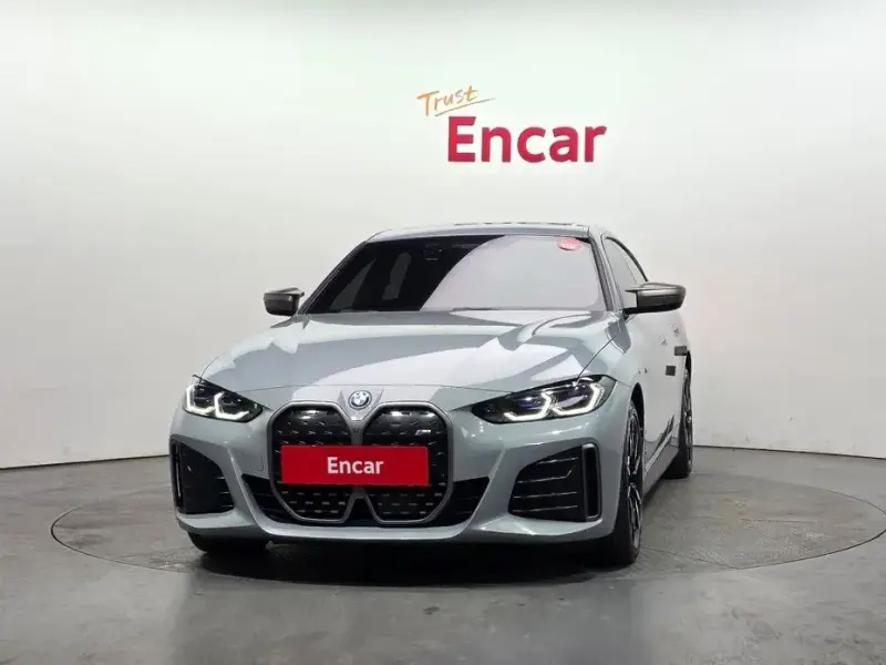 2022 BMW i4 с пробегом 119 100 км